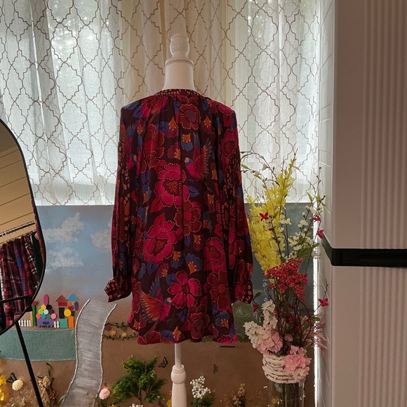 Philosophy Vibrant Red and Pink Floral Blouse - Picture 3 of 4